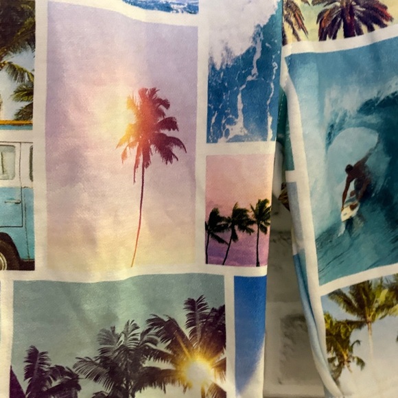 H&M Multicolor Print boys Shorts, size 12-14 surf, beach, waves, palm tree - Picture 4 of 7